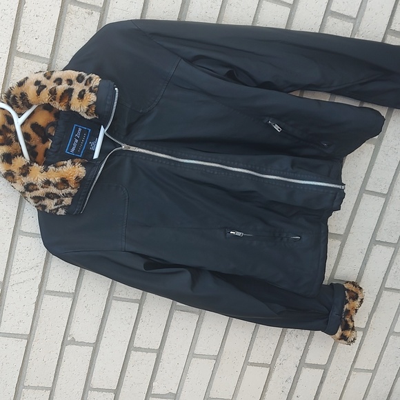 Leopard/black 🧥 - Picture 4 of 9